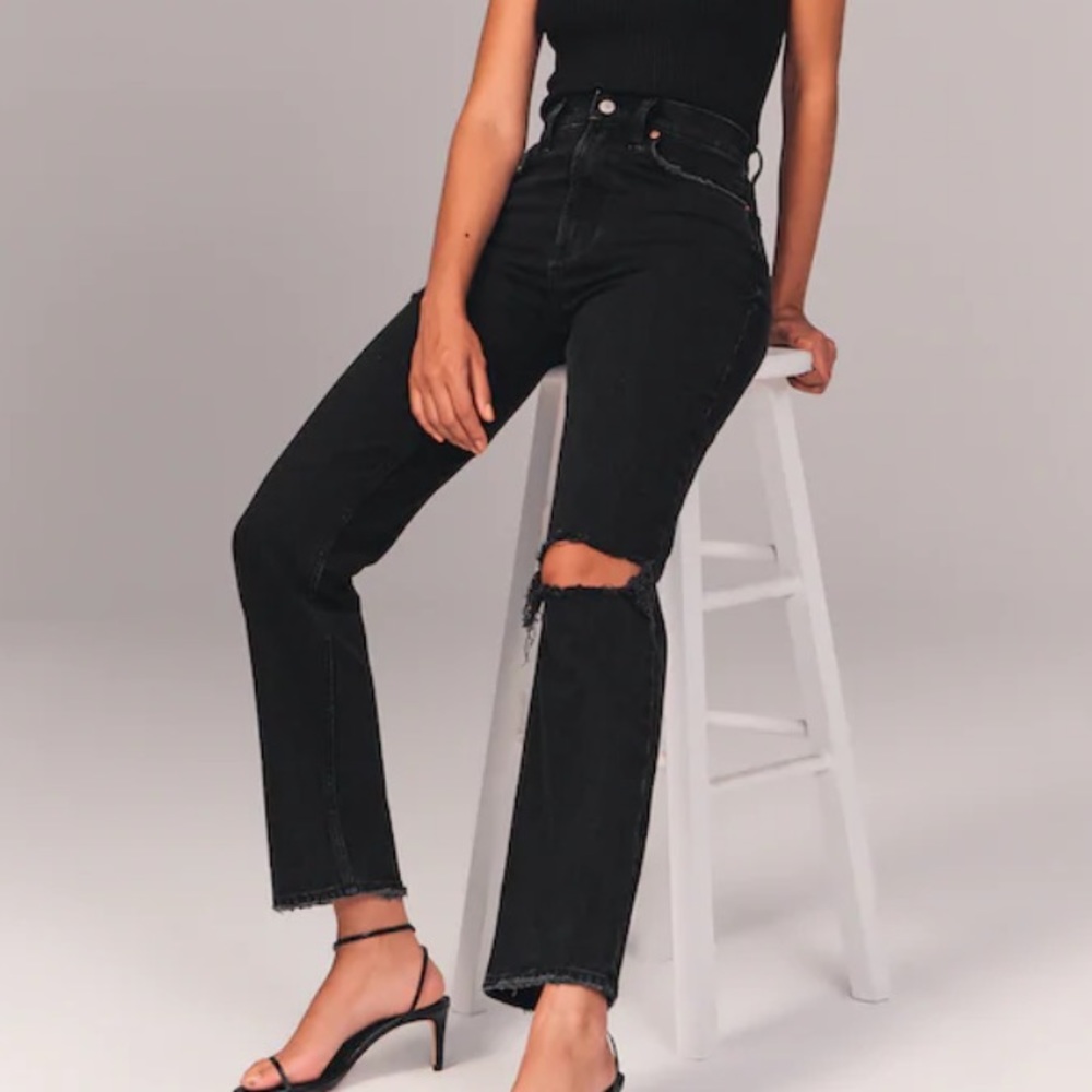 A&F 90’s Straight Jeans